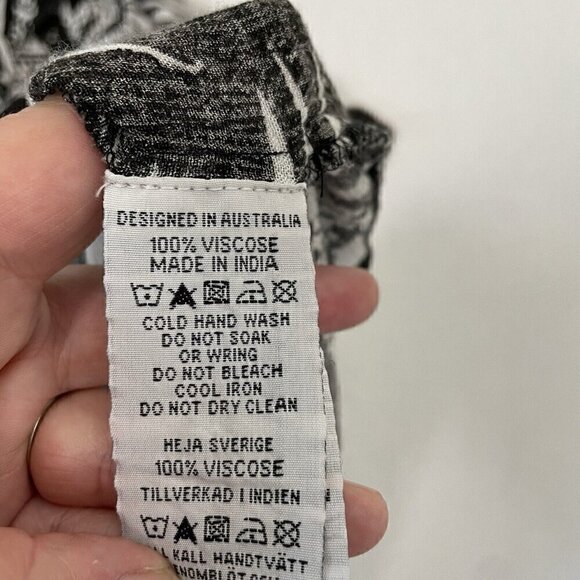 Rolla's Tropical Hawaiian Button Front Shirt Short Sleeve Mens size Medium - Picture 5 of 5